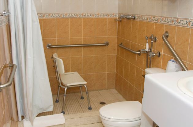 Where Should Grab Bars Be Placed in a Shower